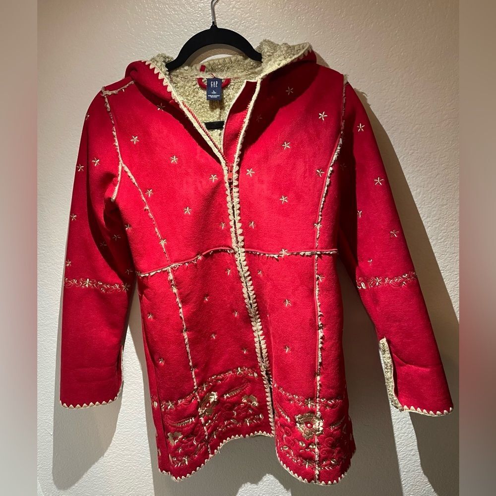 Gap Kids Coat Girls 10 Sherpa Lined Red Embroidered Bohemian Boho Floral Hooded